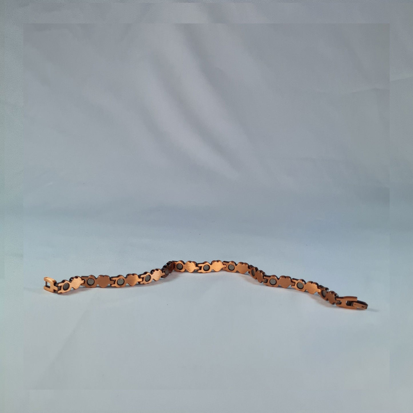 FLEXI COPPER BRACELET WITH MAGNETS AQUA HEART back full view